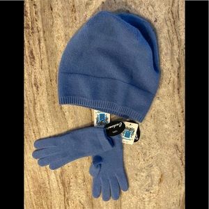 NEW! 100% Cashmere set - Knit hat and gloves.